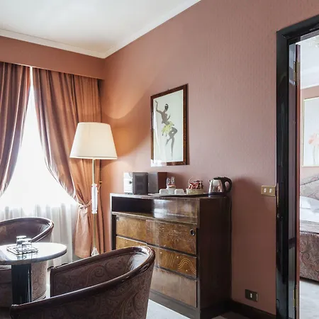 Hotel Doria Grand Milan