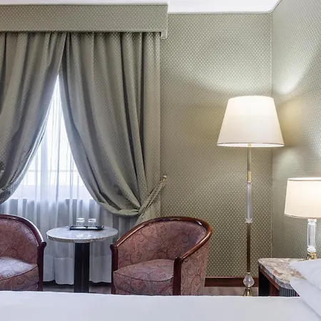 Doria Grand 4* Milan