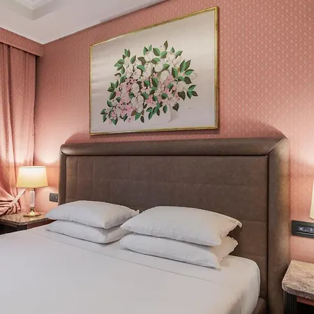 Hotel Doria Grand Milan