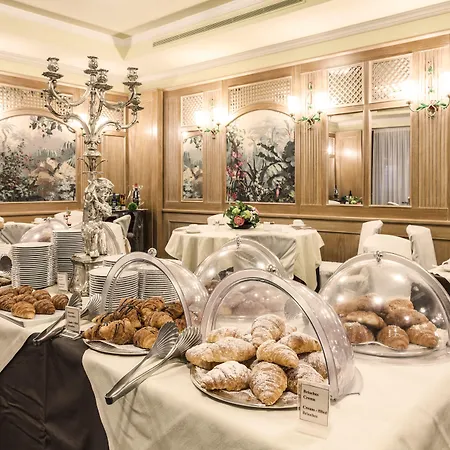 Hotel Doria Grand Milão